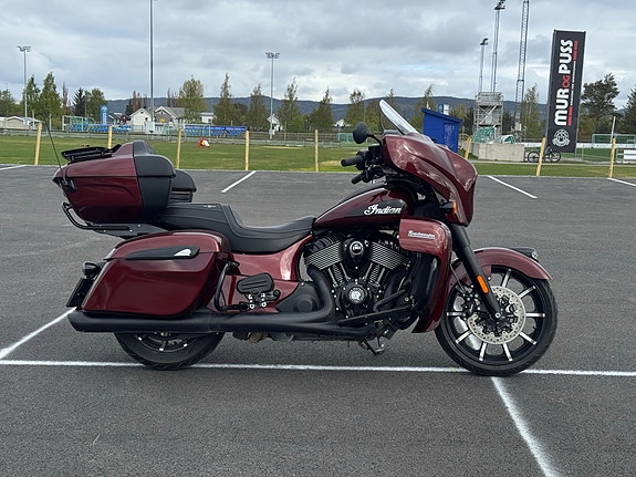 INDIAN Roadmaster Dark Horse 2 of 6