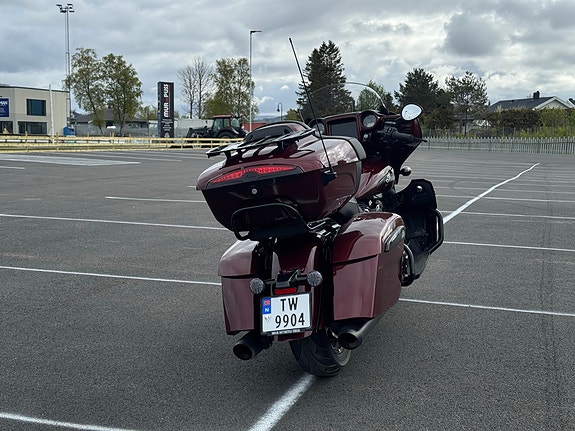 INDIAN Roadmaster Dark Horse 5 of 6