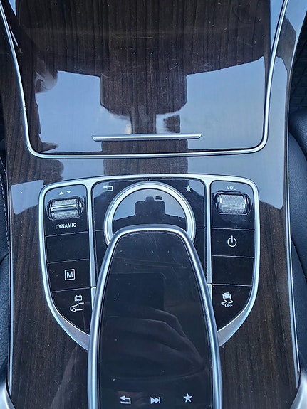 Mercedes-Benz GLC350 e 11 of 20