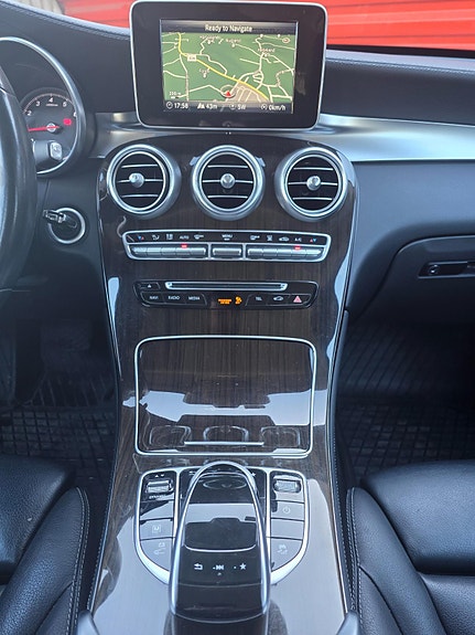 Mercedes-Benz GLC350 e 7 of 20