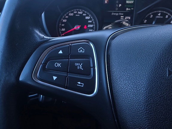 Mercedes-Benz GLC350 e 9 of 20