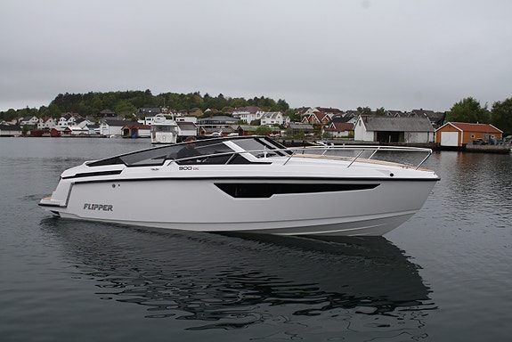 Demokupp! 2024 mod. Flipper 900DC m/twin F300-V8, Joystick+++ på lager!!