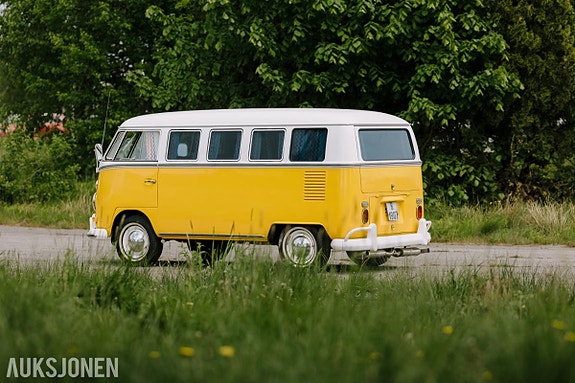 Volkswagen Transporter 4 of 5