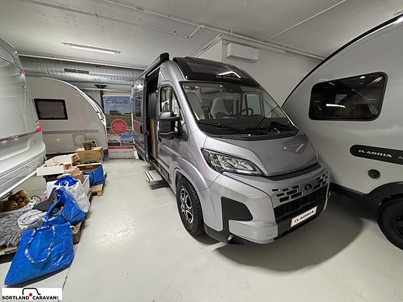 Adria TWIN 640 SLB 60Y - Fiat MultiJet3 140HP (103kW) 35H