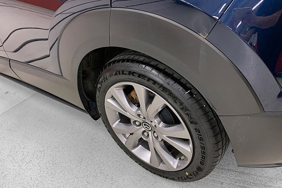 Mazda CX-30 5 of 13