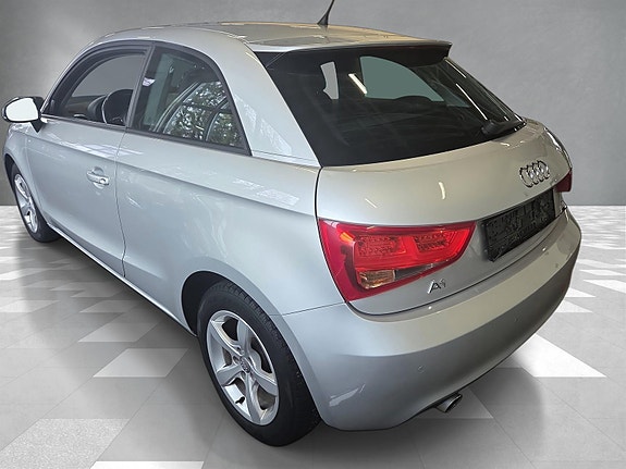 Audi A1 4 of 5