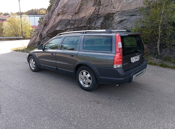 Volvo XC70 6 of 19