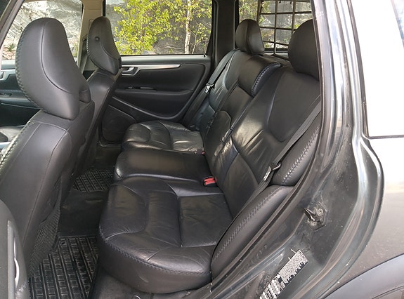 Volvo XC70 19 of 19