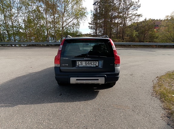 Volvo XC70 5 of 19