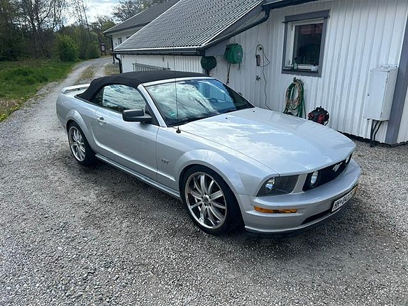 Ford Mustang 20 of 22