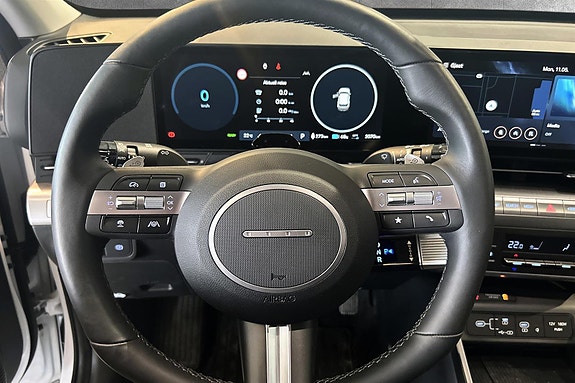 Hyundai Kona 10 of 15