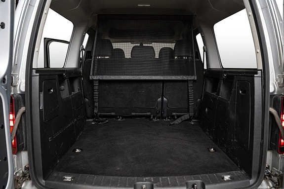 Volkswagen Caddy Maxi 13 of 25