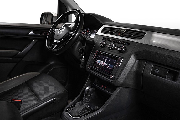 Volkswagen Caddy Maxi 16 of 25
