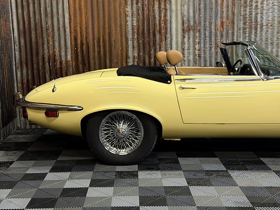 Jaguar E-TYPE 14 of 30