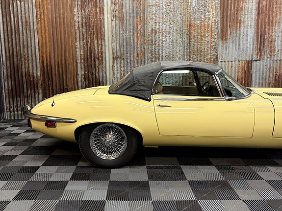 Jaguar E-TYPE 10 of 30