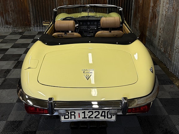 Jaguar E-TYPE 29 of 30