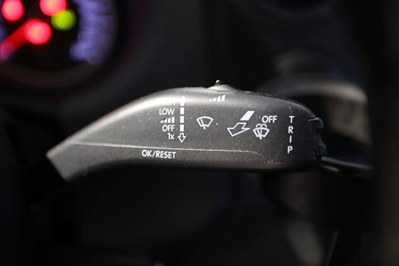 Volkswagen Amarok 12 of 23