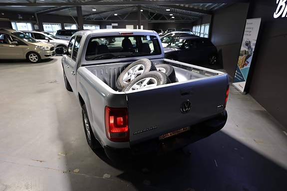 Volkswagen Amarok 7 of 23