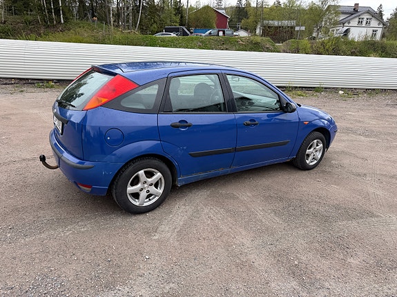 Ford Focus 4 of 5
