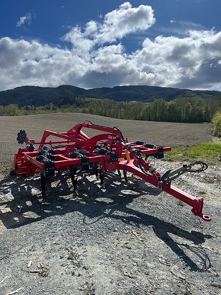 HE-VA Triple-Tiller Airy 3,5 m slep selges!