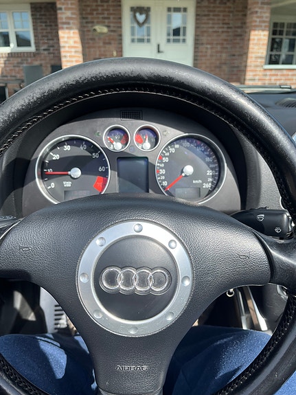 Audi TT 14 of 22
