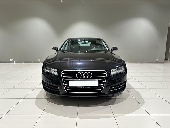 Audi A7 2 of 5