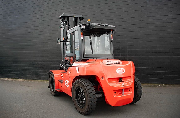 EP EFL803-HV-6 - 8 t elektrisk truck med lithium batteri - På vei til lager! SJEKK PRISEN! 2 of 5