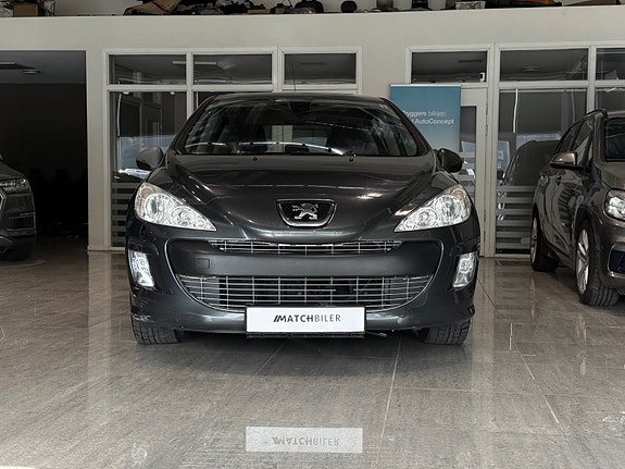 Peugeot 308 3 of 5