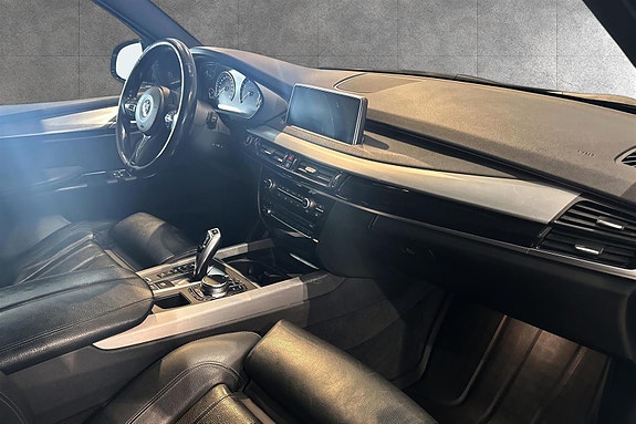 BMW X5 15 of 15