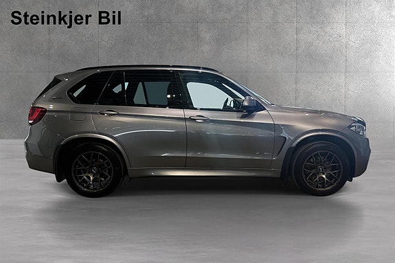 BMW X5 4 of 5