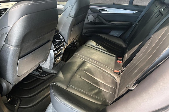 BMW X5 11 of 15