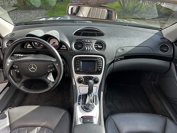 Mercedes-Benz SL55 3 of 17