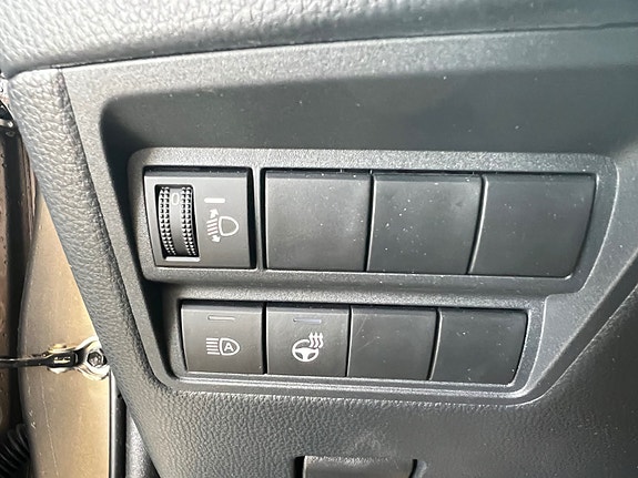 Toyota Yaris 17 of 25