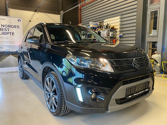 Suzuki Vitara 12 of 30