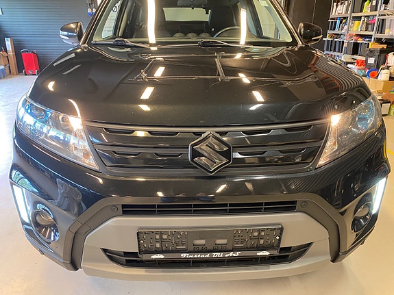 Suzuki Vitara 14 of 30