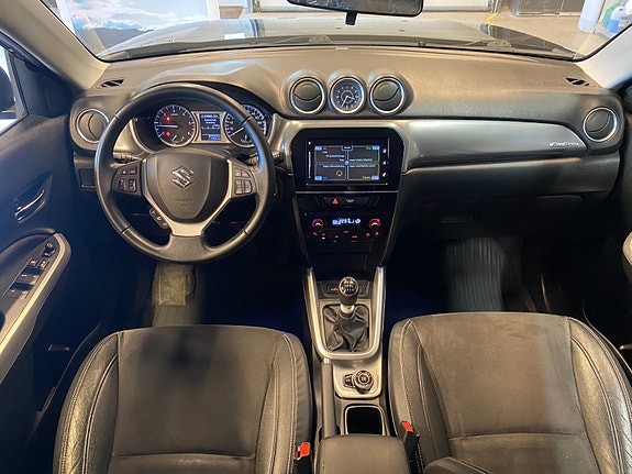Suzuki Vitara 19 of 30