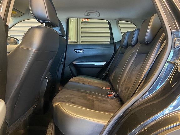 Suzuki Vitara 18 of 30