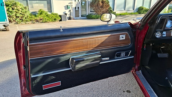 Oldsmobile Cutlass 11 of 27