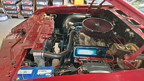 Oldsmobile Cutlass 15 of 27