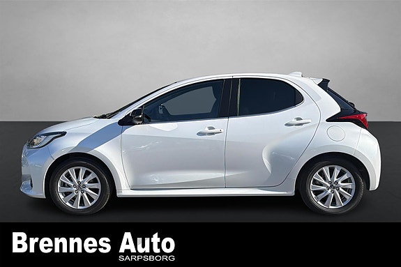 Mazda 2 4 of 5