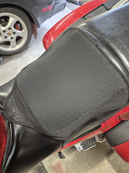 Honda ST 1300 Pan European 15 of 24