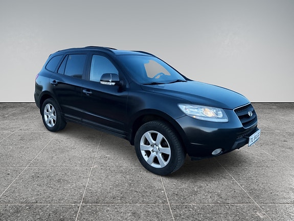 Hyundai Santa Fe 10 of 26