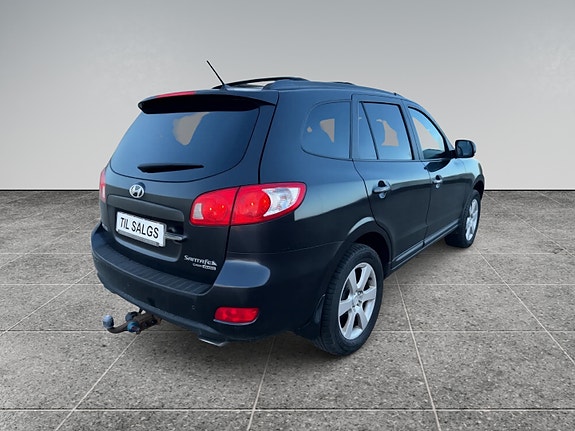 Hyundai Santa Fe 18 of 26