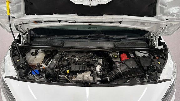 Ford Transit Connect 6 of 19