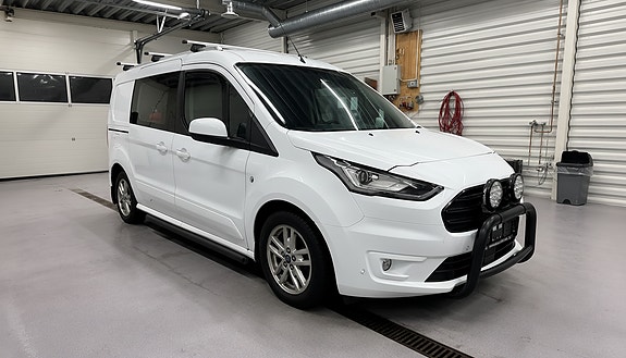 Ford Transit Connect 2 of 19