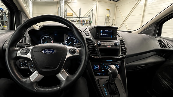 Ford Transit Connect 12 of 19