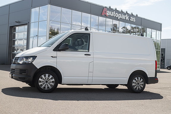 Volkswagen Transporter 4 of 27