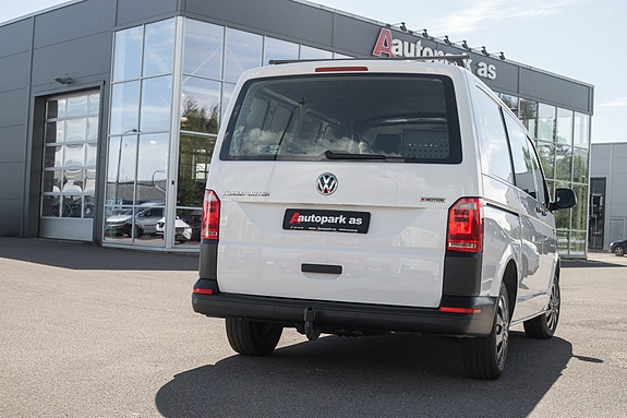 Volkswagen Transporter 6 of 27