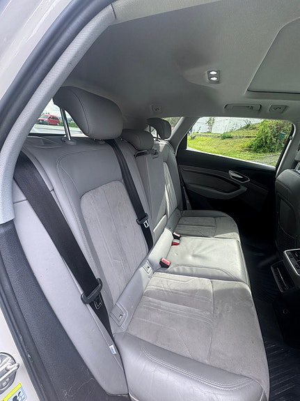 Audi e-tron 18 of 24