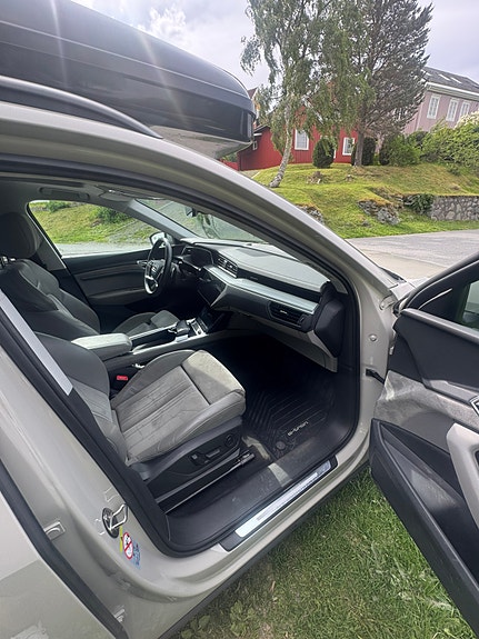 Audi e-tron 21 of 24